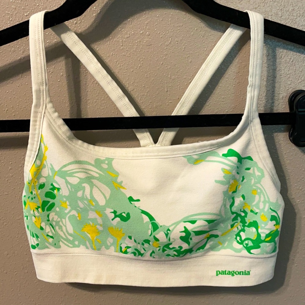 Patagonia Sports Bra- Small scoop neck racerback